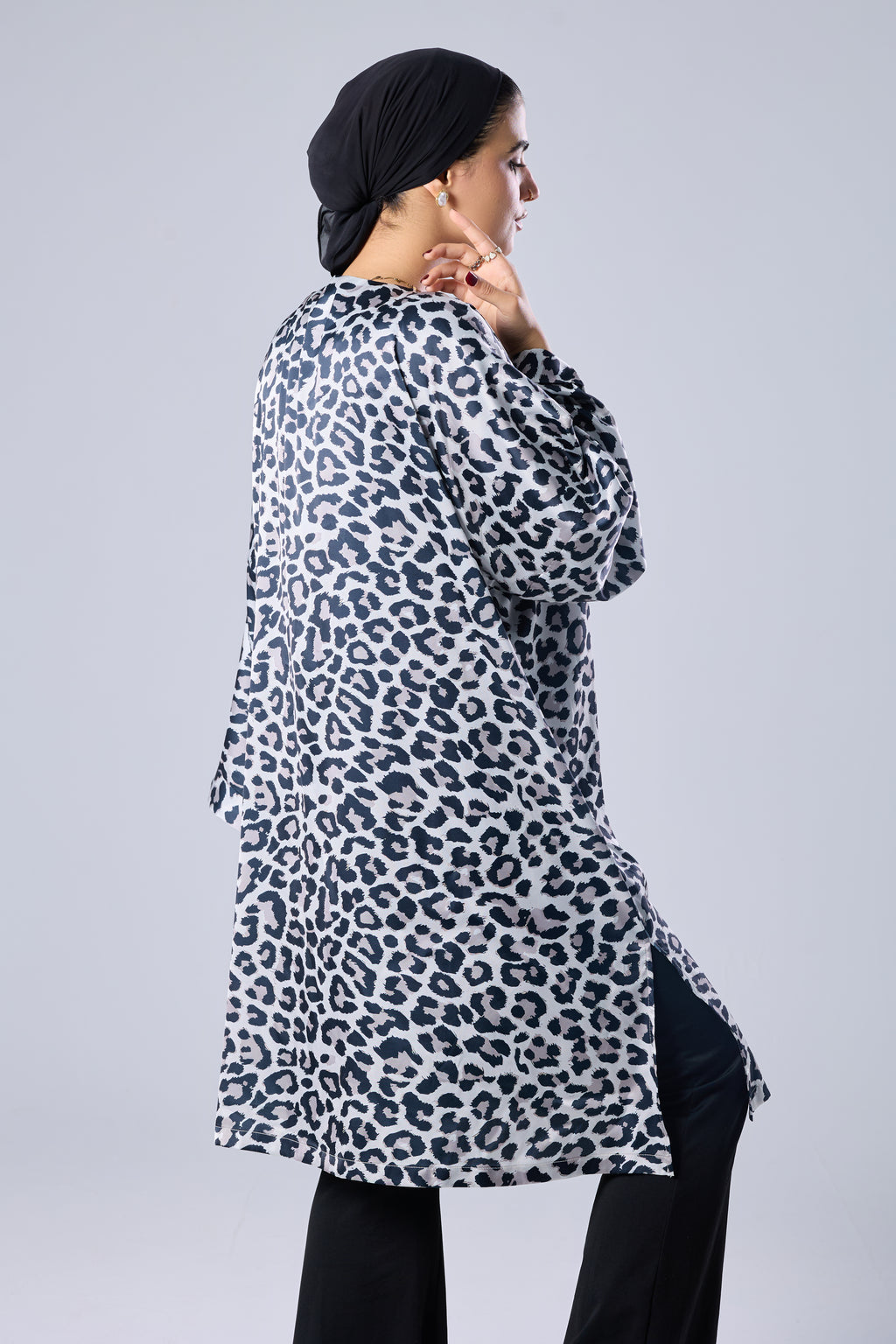 The leopard kimono